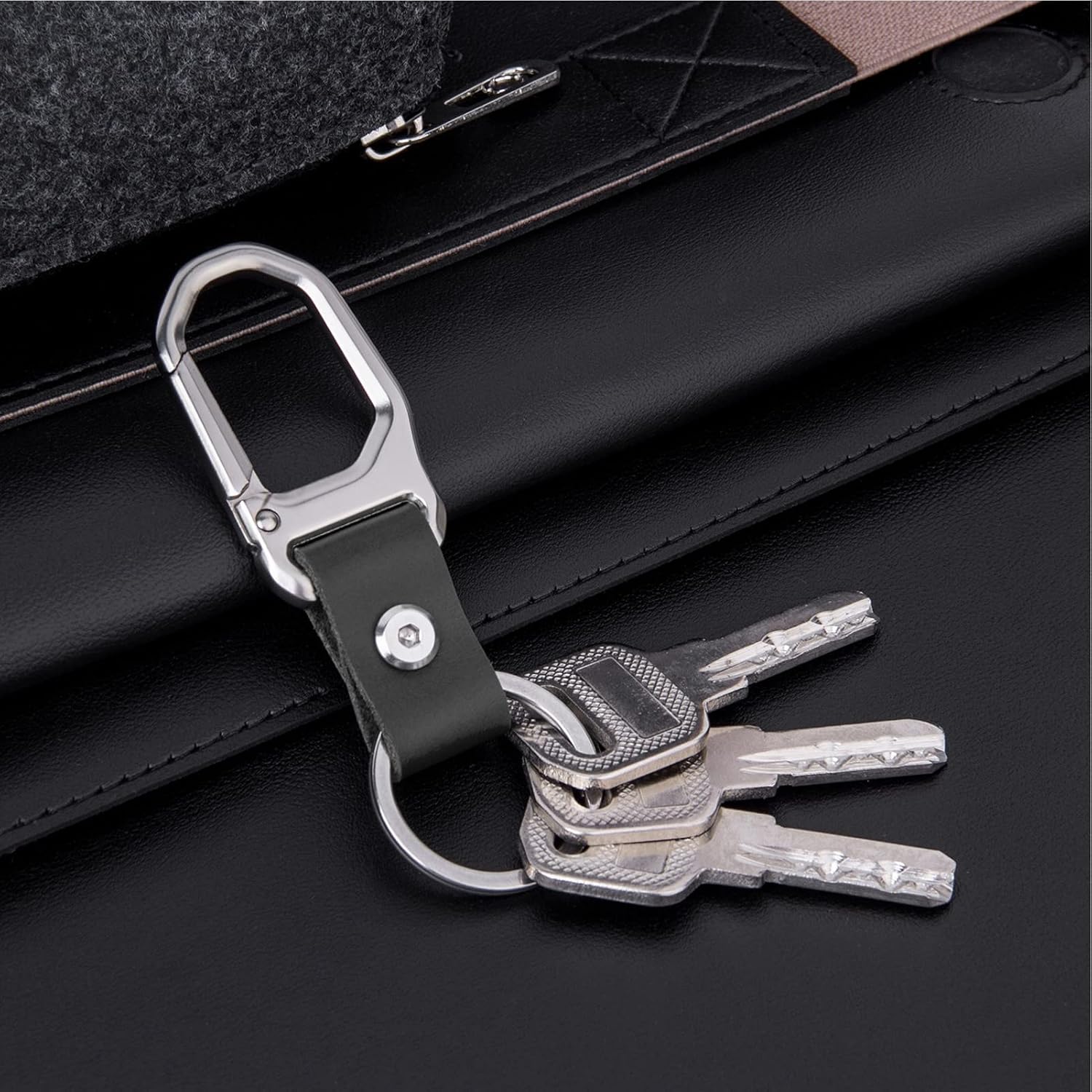 Car Keychain Carabiner Leather Key Ring Clip Key Chain for Men and Women - Image 5