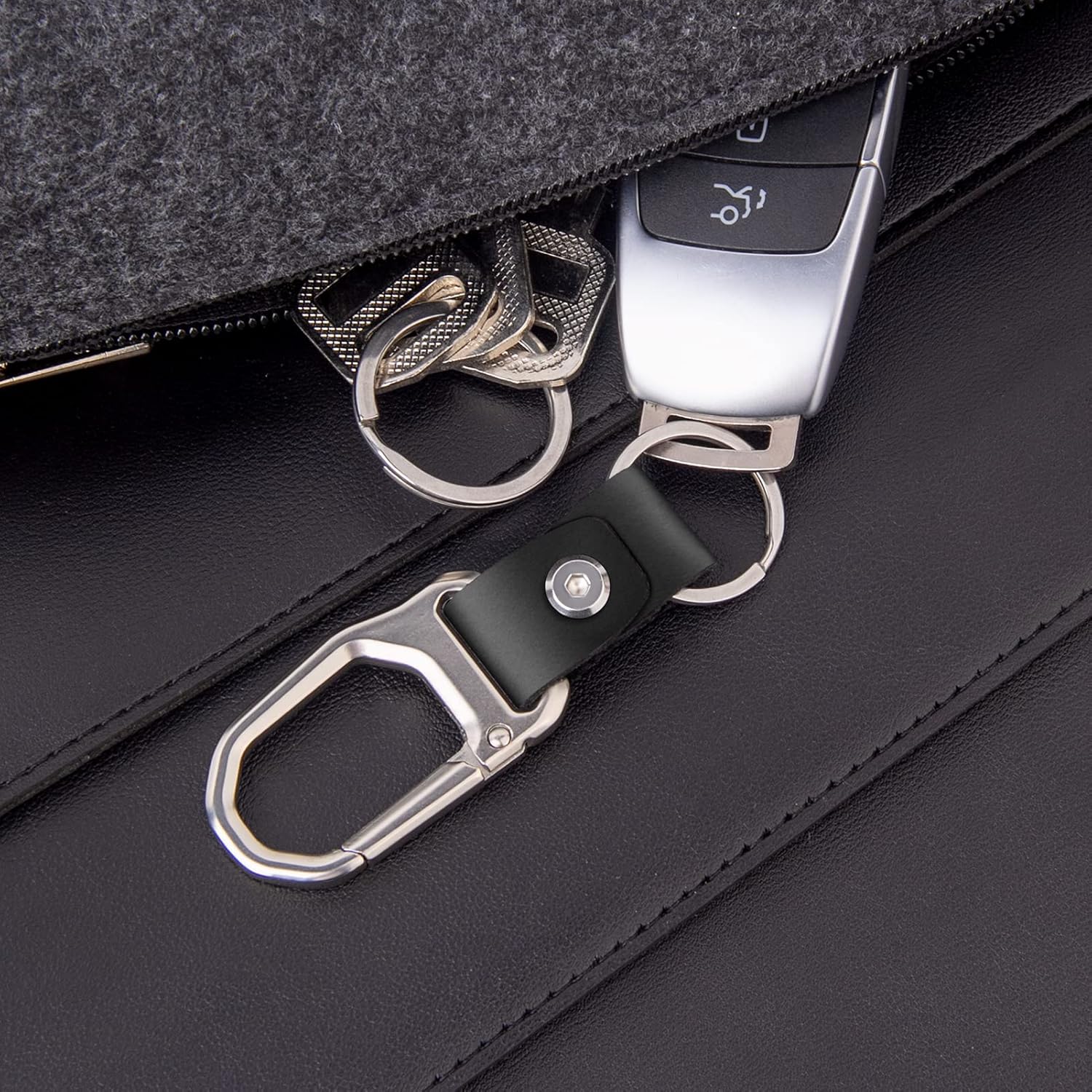 Car Keychain Carabiner Leather Key Ring Clip Key Chain for Men and Women - Image 6
