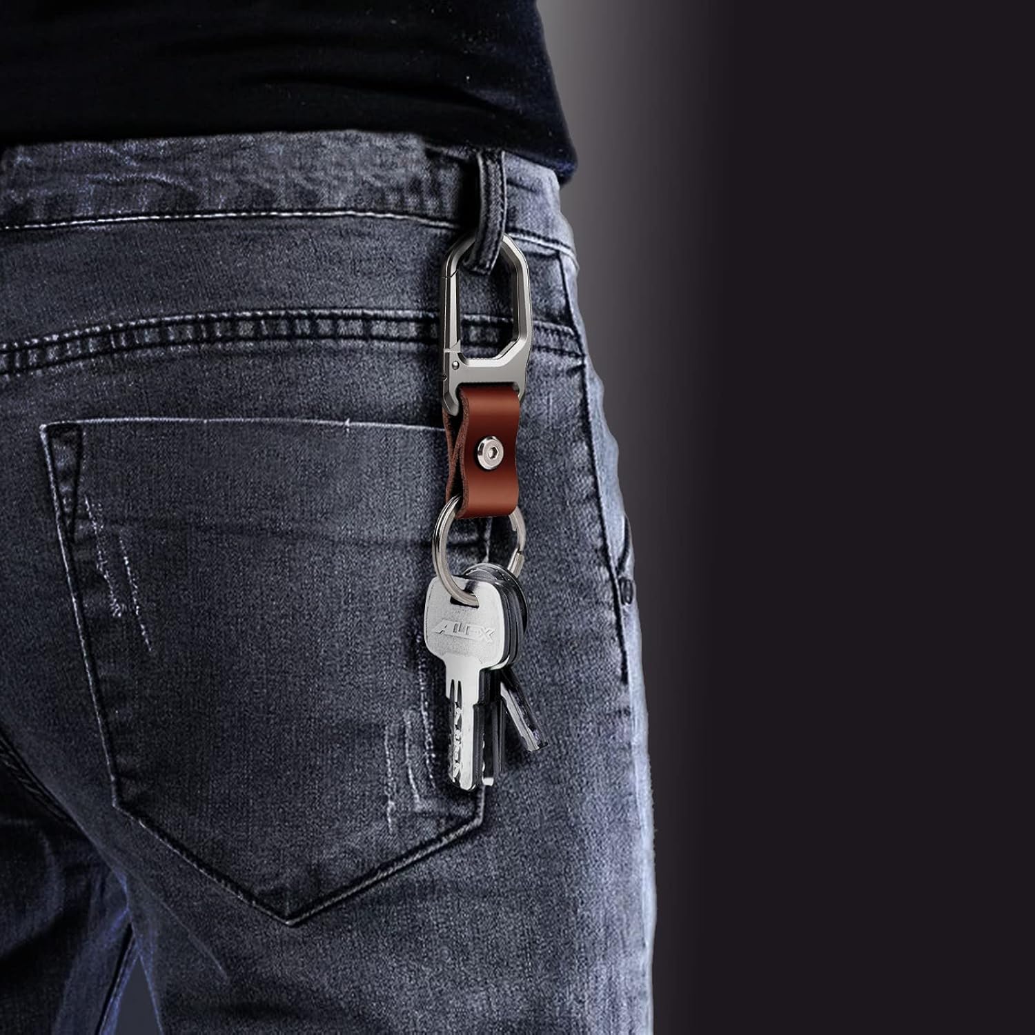 Car Keychain Carabiner Leather Key Ring Clip Key Chain for Men and Women - Image 2