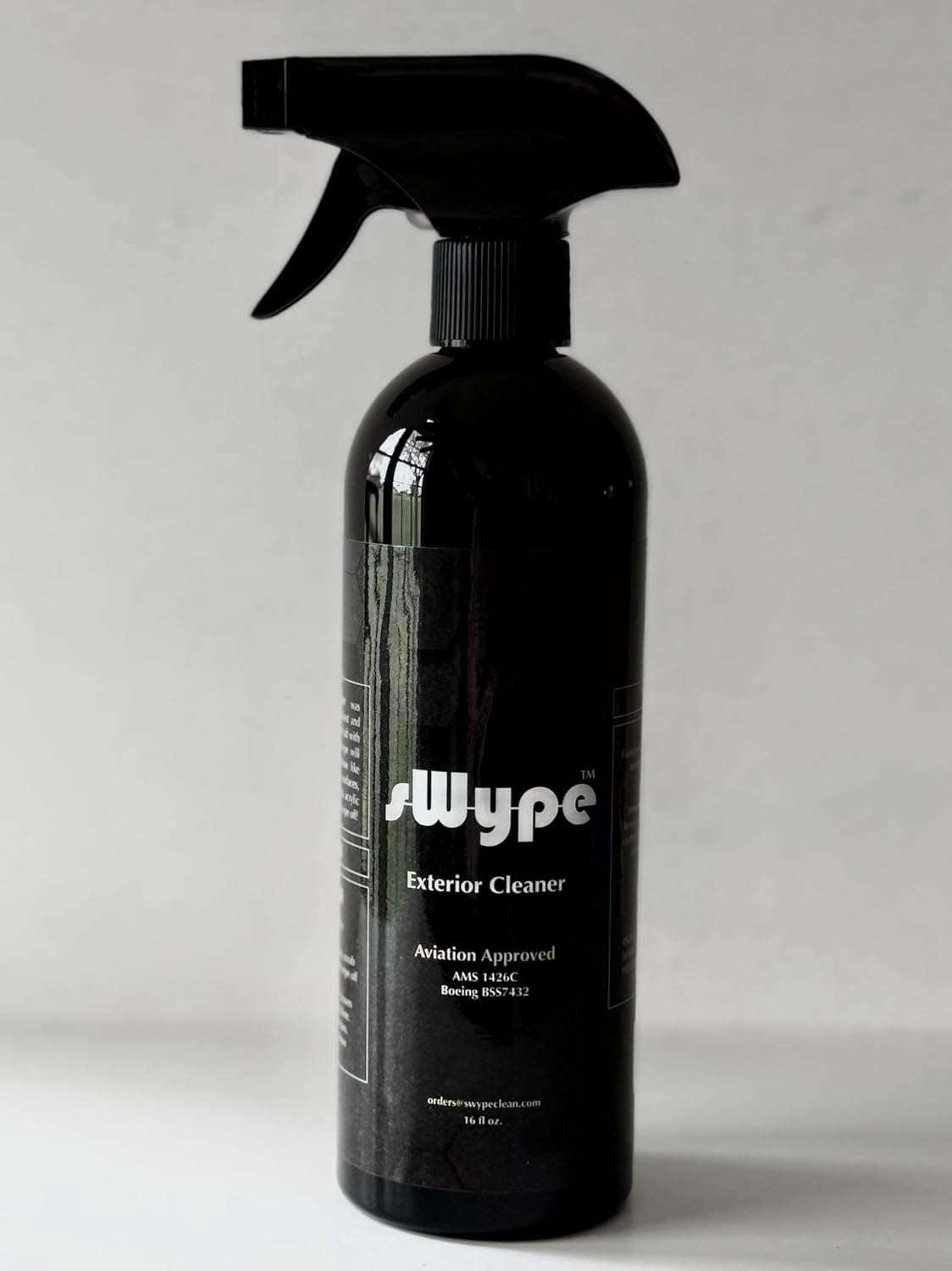 sWype - Advanced Exterior Aircraft Cleaner with Hydrophobic Surface Technology