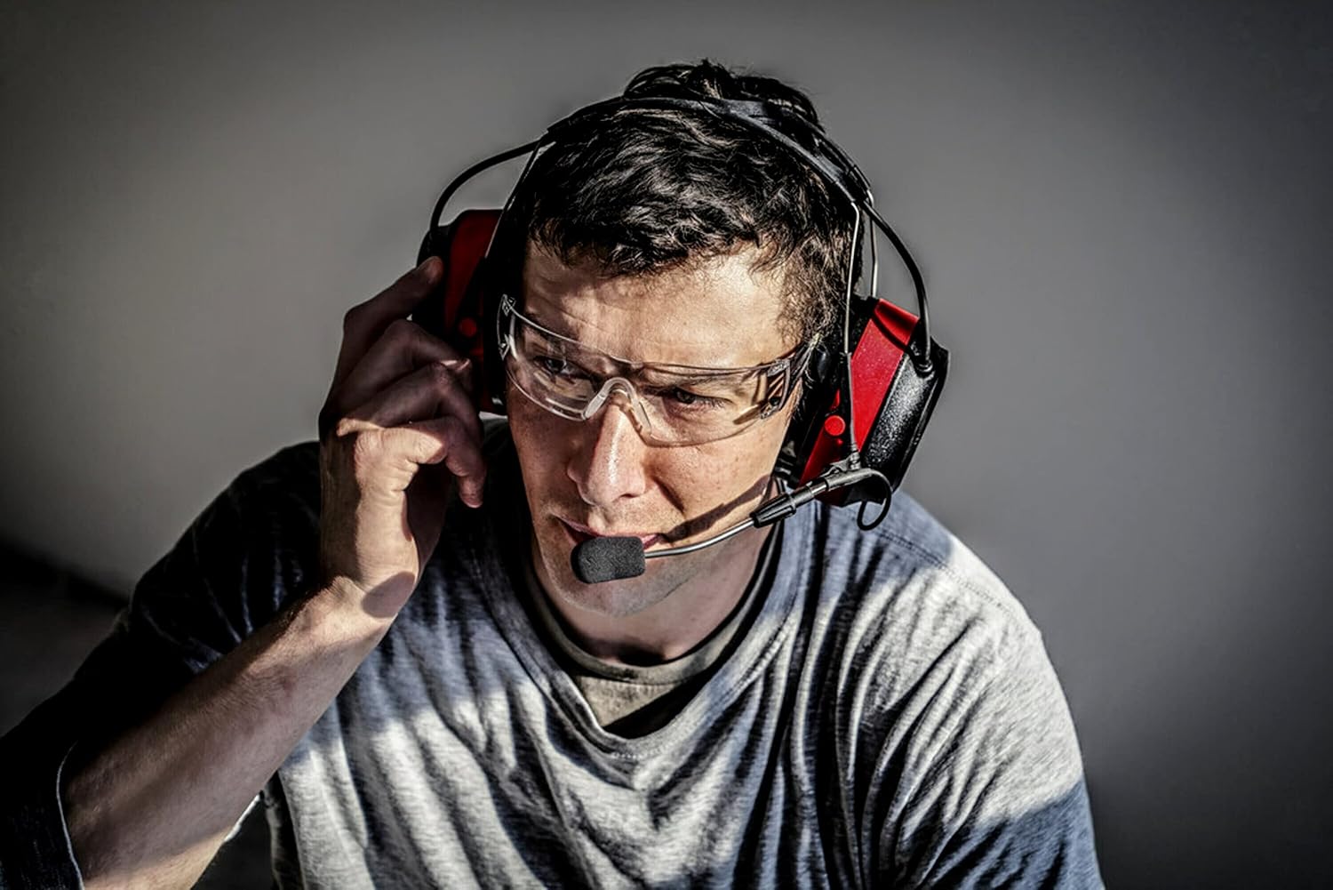3M Pro-Comms Electronic Hearing Protection with Bluetooth Wireless Technology and External Microphones, Bluetooth Headphones, NRR 26 dB - Image 24